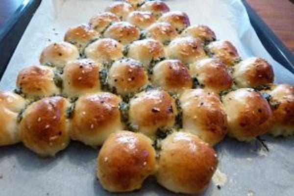 Sapin de Noël au fromage pour l'apéro pas cher