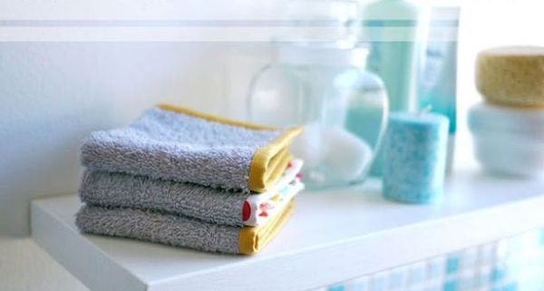 Gant de toilette avec des serviettes 