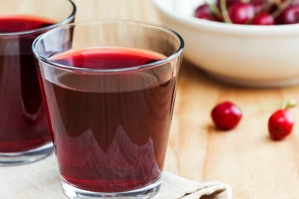 verre de jus de cerise