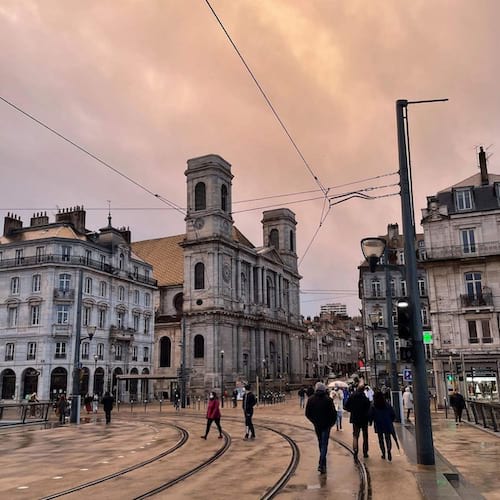 La ville de Besançon avec la cathédrale