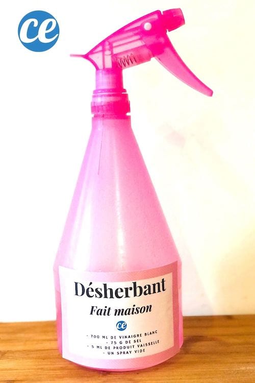 Un spray de désherbant fait maison avec la recette du désherbant