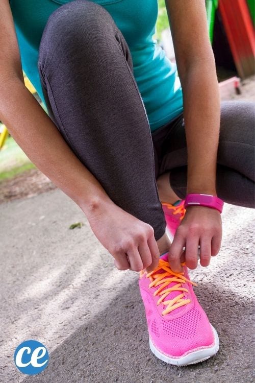 Faire du sport, comme de la marche, améliore votre santé et aide à avoir des cheveux plus sains et plus longs.