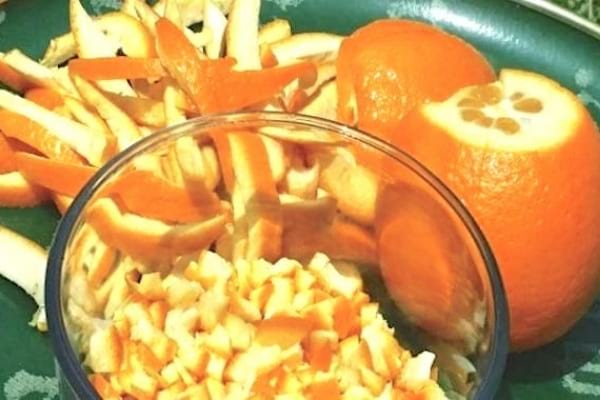 Des écorce d'orange pour désodoriser son intérieur