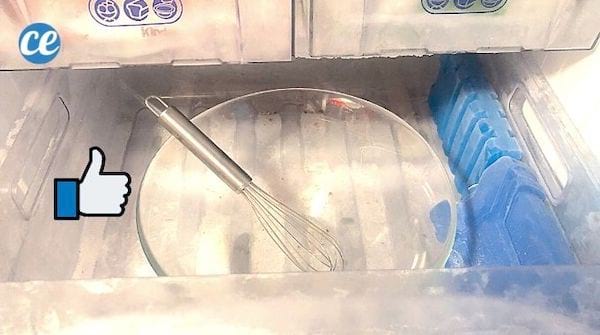 Un saladier et un fouet dans le congélateur pour réussir la chantilly faite maison