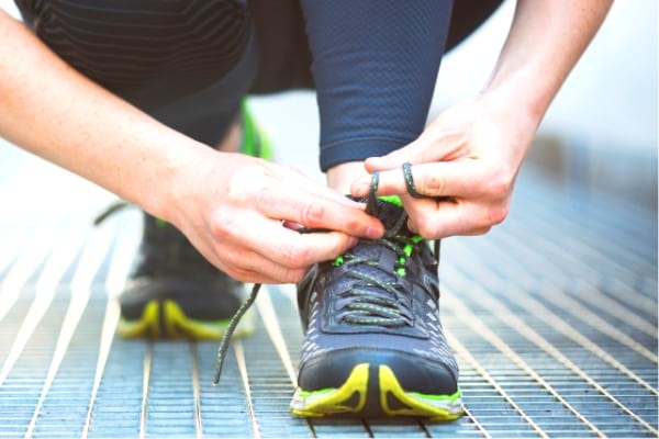 Au-delà de 400 km, les chaussures de sport perdent leur amorti.