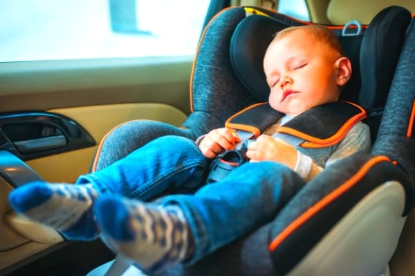 Les sièges bébé ont une durée de vie de 8 ans.