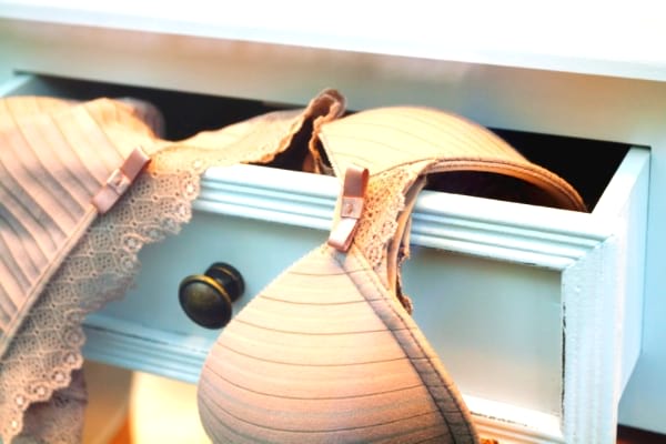 Les soutien-gorge se conservent en moyenne jusqu'à 2 ans. 