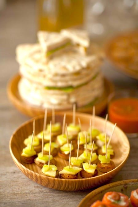 mini brochettes de boudin, céleri et pommes pour apéritif