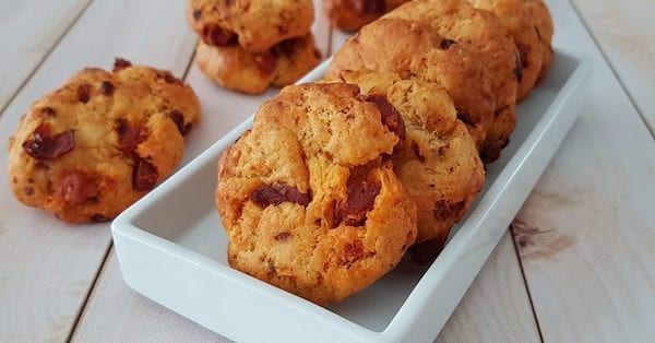 des cookies salées au chorizo, tomates séchées et parmesan