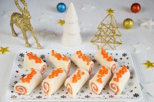 des roulés au saumon tarama pour l'apéro de Noël