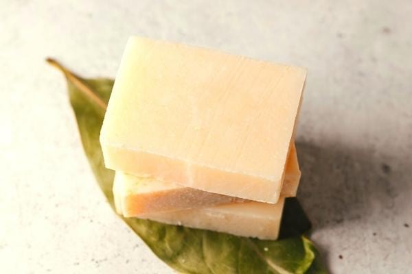 Des morceaux de savons à PH neutre pour nettoyer le vagin