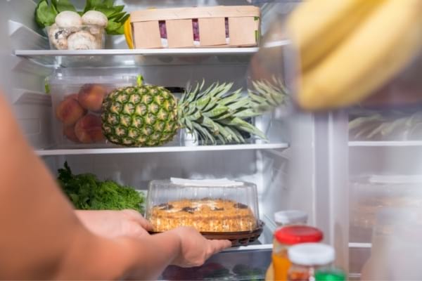 ranger les aliments dans le frigo