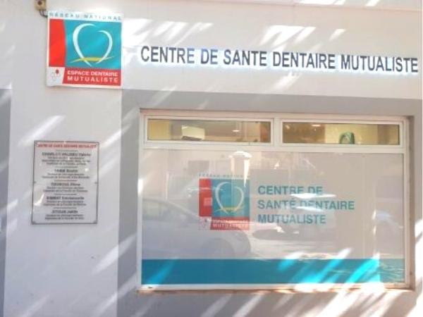 Façade d'un centre de santé dentaire