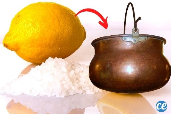 chaudron en cuivre à nettoyer avec sel et citron