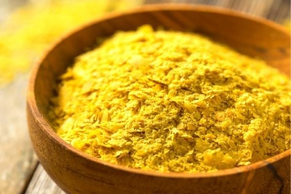 de la levure alimentaire riche en vitamine B9