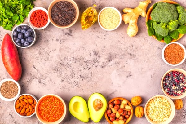 Les cuisiniers évitent les super aliments hors de prix. 