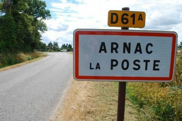panneau de Arnac la poste