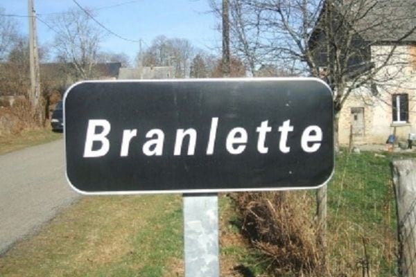 Panneau du lieu dit branlette