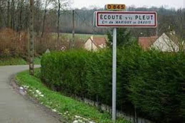 panneau du lieu dit Ecoute S'il Pleut