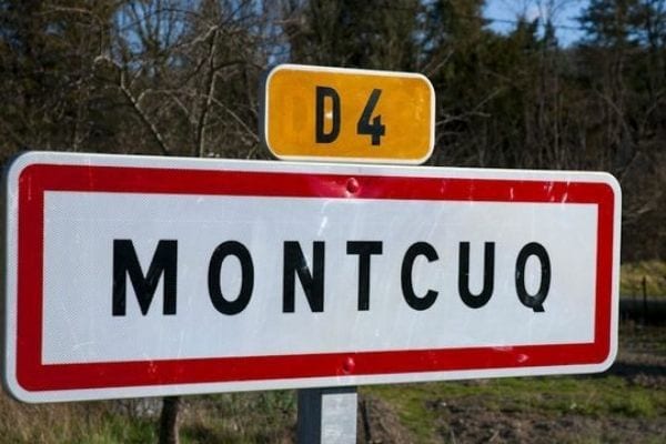 panneau de la ville de Moncuq