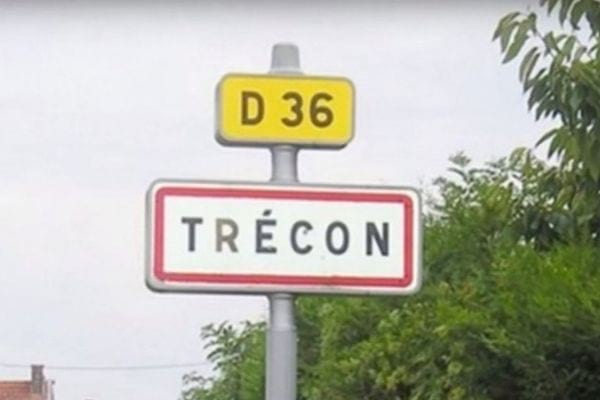Panneau de la ville de Trécon