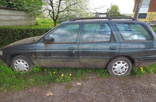 Les longues périodes de non-utilisation déchargent les batteries auto plus rapidement.