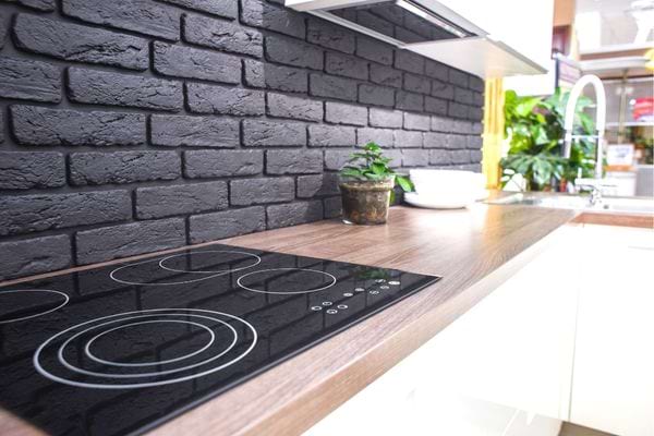 Plan de travail de cuisine propre 