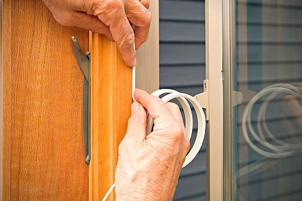 Joint d'étanchéité sur une fenêtre