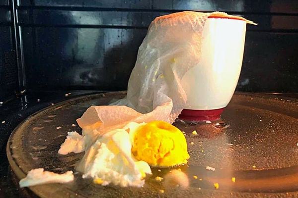 L'incroyable astuce pour faire un œuf poché au micro-ondes : Femme