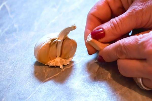 manger de l'ail pour soulager les crises d'asthme sans médicaments