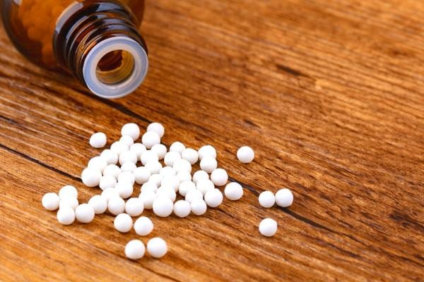Des gélules homéopathiques pour lutter contre les vers intestinaux