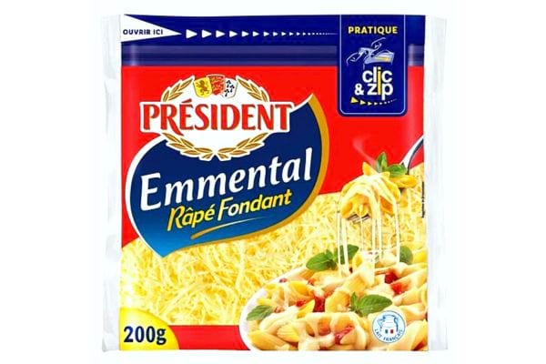 Un paquet d'emmental de la marque président 