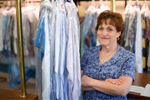 Pas besoin d'être une professionnelle du nettoyage pour nettoyer un vêtement à sec.