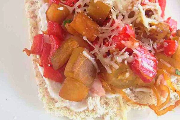 Une tartine aux aubergines