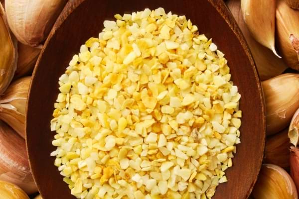 De l'ail déshydraté pour le conserver plus longtemps