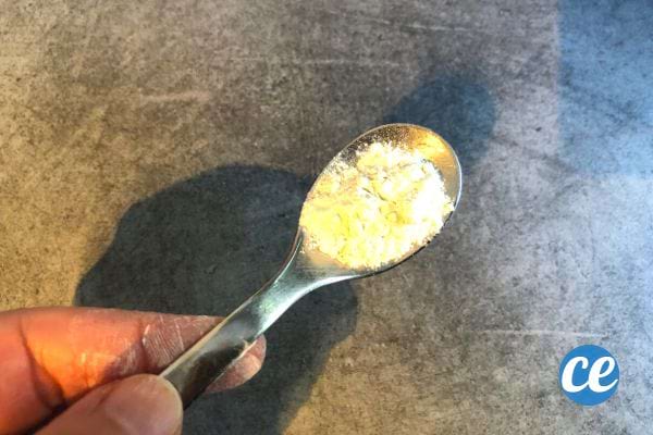 une cuillère d'agar agar