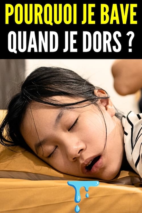 Une femme qui bave en dormant sur son oreiller la nuit