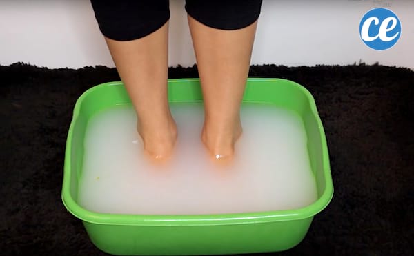 Bain de Pied Maison : 13 Recettes Relaxantes et Hydratantes