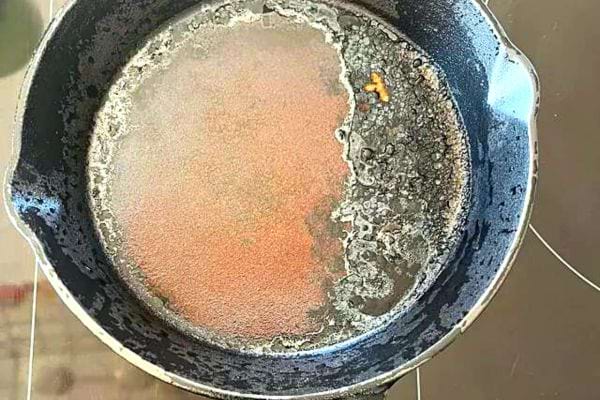 Un fond de casserole sale 