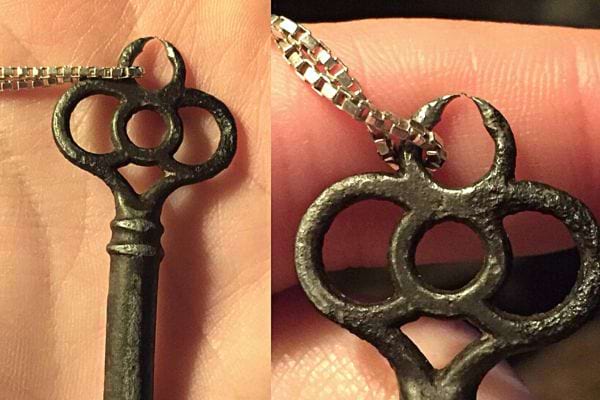 Une chaîne dans une ancienne clé