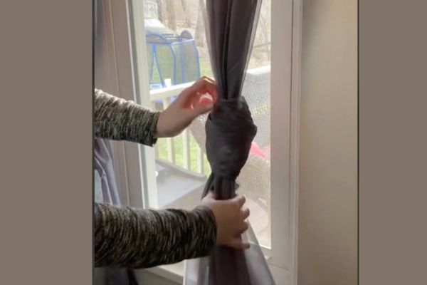 Sans Couper Comment Attacher Ses Rideaux Trop Long 8 Astuces pour Attacher des Rideaux Trop Longs.