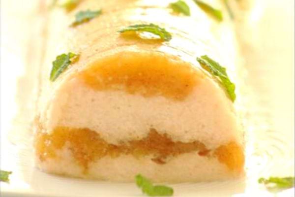 Une bûche légère et fraîche aux fruits