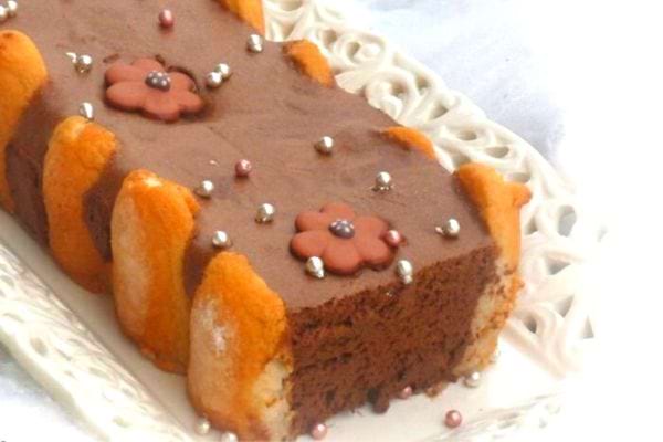 Une bûche légère au chocolat et aux épices