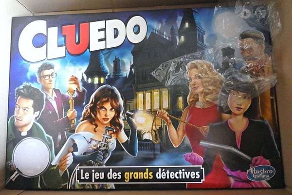 Un jeu de société Cluedo 
