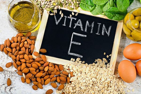 Plusieurs aliments de vitamine E