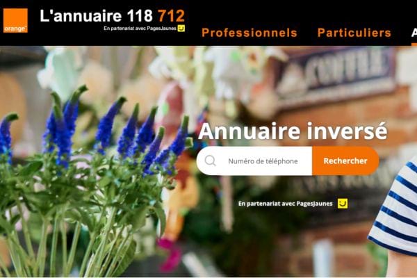 Page d'accueil de l'annuaire inversé 118 712 d'Orange, avec une barre de recherche pour les numéros de téléphone.
