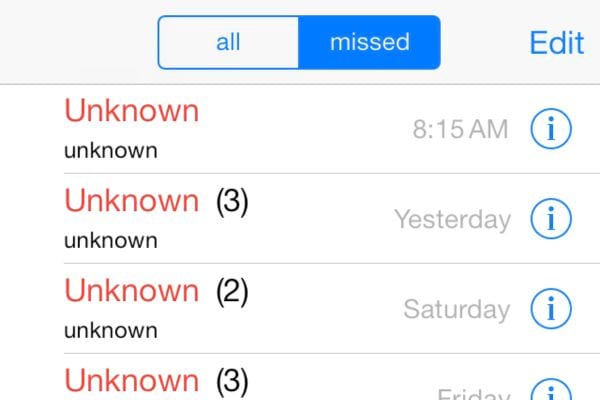 Écran de téléphone avec appels inconnus, illustrant les nuisances des appels non sollicités.