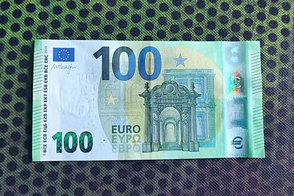 Un billet de 100 euros