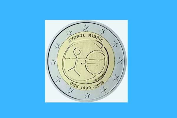 Pièce chypriote de 2 euros célébrant l'UEM avec une illustration abstraite.