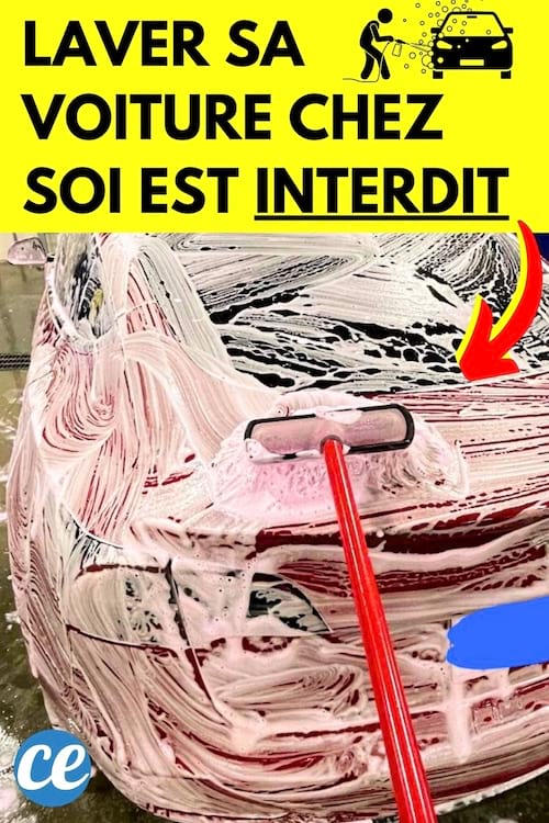 Une personne qui lave sa voiture à la maison alors que c'est interdit